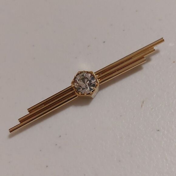 Vintage Jewelry - Vintage Modernist Prong Set Faceted Glass Crystal Elongated Bar Pin Brooch Pin